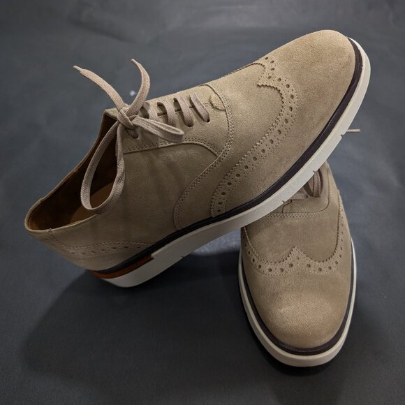 NEW Allen Edmonds Carson Hybrid Bone Suede Wingtip Oxford Shoes Size 9 D 44 main image 9